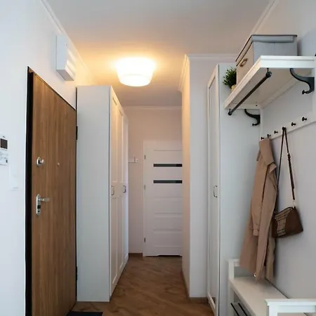 Apartment Super Apart Kierbedzia 8/175